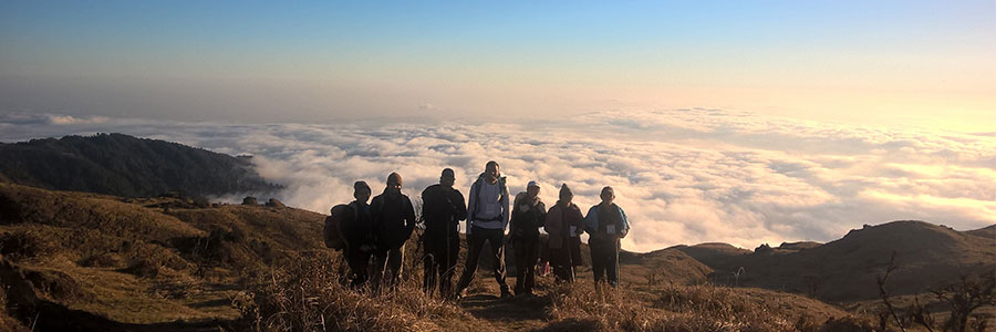 SANDHAKPHU TREK 9N 10D